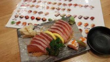 Sushi Mura inside