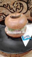 Burger Pl8 food
