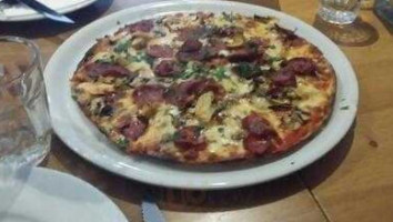 Pizza Capanna Warriewood food