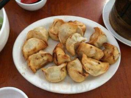 Aunties Dumplings Restaurant food