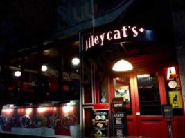 Alleycat's Pizza inside