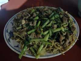 Jiǔ Zhòng Yáng Ròu Diàn food