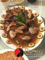 Pioneer Seafood food