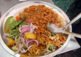 Dayaram Shudh Bhojnalya food