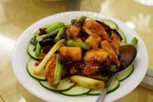 Shàng Fǎng Tái Cài Xiǎo Guǎn food