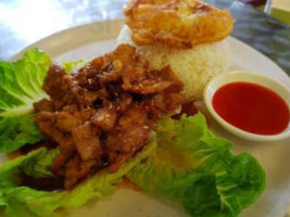 Boonma's Thai Catering food