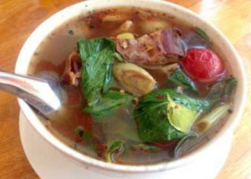 Basil Thai Cuisine And Hot Pot food