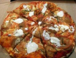 Chianti's Woodfire Pizza food