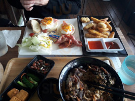 In% Cafe Xining Store food