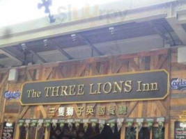 The Three Lions Inn food