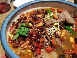 Kāi Fàn Chuān Shí Táng Táo Yuán Diàn food