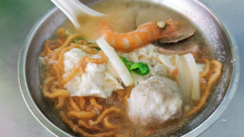 Guī Rén Shì Chǎng Guō Shāo Yì Miàn Shì Chǎng Nèi Fēn Diàn food