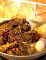 Tái Wān Niú Niú Zá Tāng Tán Zi Zǒng Diàn food