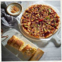 Crust Pizza Geelong food