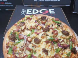 Deep Edge Pizza food