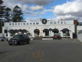 Rockingham Hotel outside