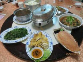 Chūn Gǔ Yǎng Zūn Xiū Xián Nóng Chǎng food