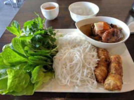 Cat Tuong Vietnamese Cuisine food