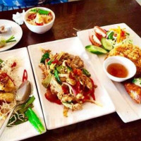 Thuy Huong food