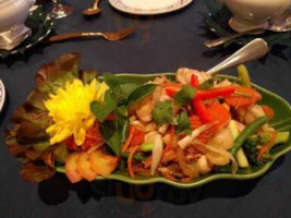 Saran Thai Wildrose Cafe food