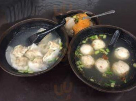 Jiāng Jì Jiù Jì Zhuān Yè Hún Tún food