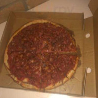 Pinky's Pizza food