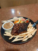 Smoky's And Grill food