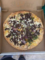 Tippy's Pizza food