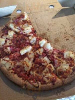 Dante's Gourmet Pizza Bar food