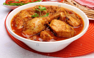 Samar Chicken Biryani food