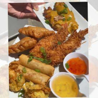 Salisa's Thai Asian Foods food