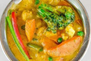 Gills Indian Cuisine food
