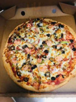 Mimos Pizza food