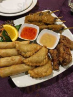 Thai Puka Restaurant food