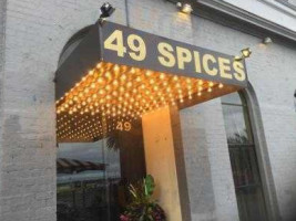 49 Spices outside