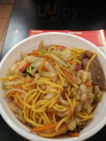 Noodle Paradise food