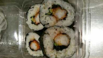 Sushi Bonza food