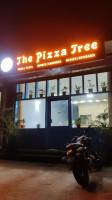 Pizza Tree Dehlon inside