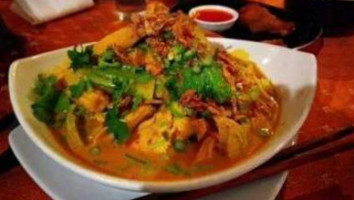 Maya Asian Cuisine food