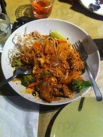 Tong's Thai Restaurant food