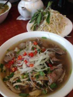 Tre Viet Restaurant Sunshine food