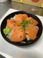 Gogoro Sushi Train food