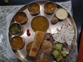 Gordhan Thal food
