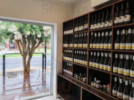 Billy Button And Bush Track Cellar Door Myrtleford food