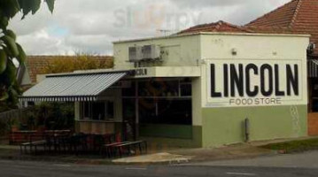 Lincoln Food Store outside