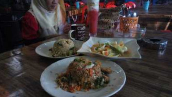 Cafe Lorong food