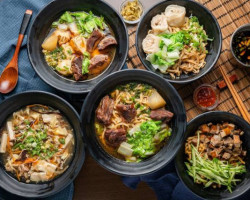 Wáng Jì Niú Ròu Miàn food