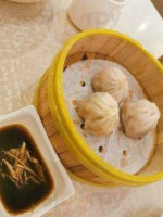 D'shanghai Dim Sum food