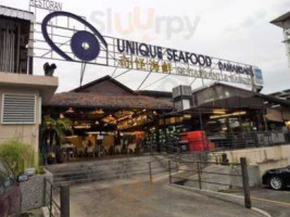 Unique Seafood Damansara Banquet outside