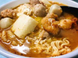 Tom Yam Mee food